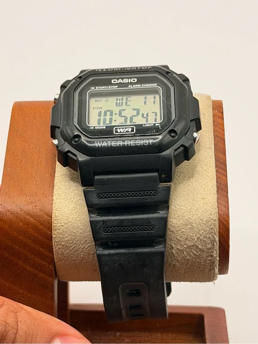 Casio Illuminator 3224 F-108WH Mens Watch 42mm Black Digital Alarm Day Date